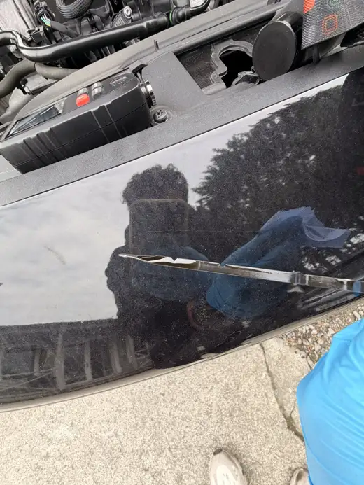 Checking the oil level, 2023 Ford Focus