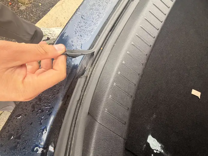 Checking the door frame and seals, 2015 Mazda 3